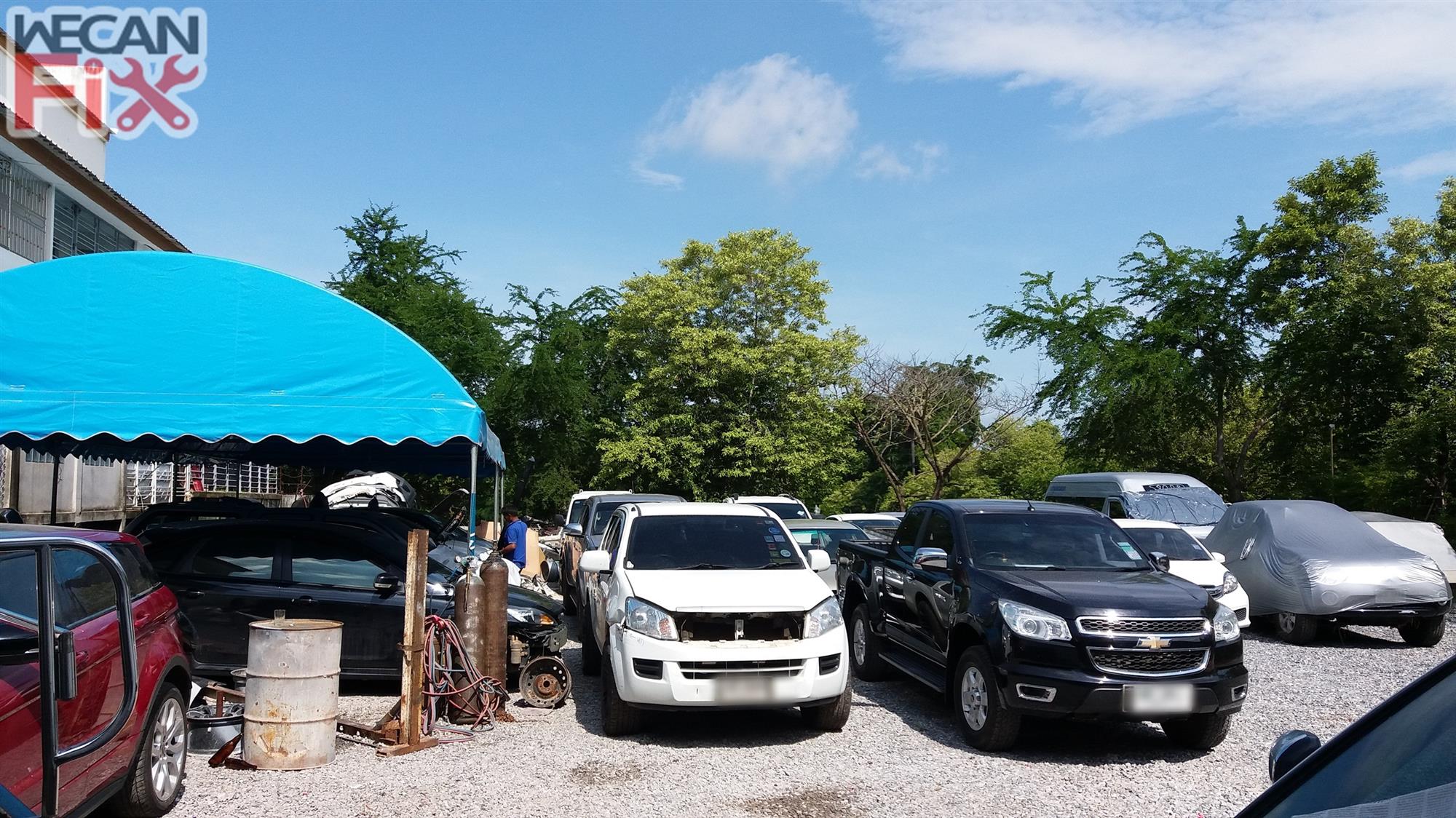 ที่จอดรถรอส่งคืนลูกค้า