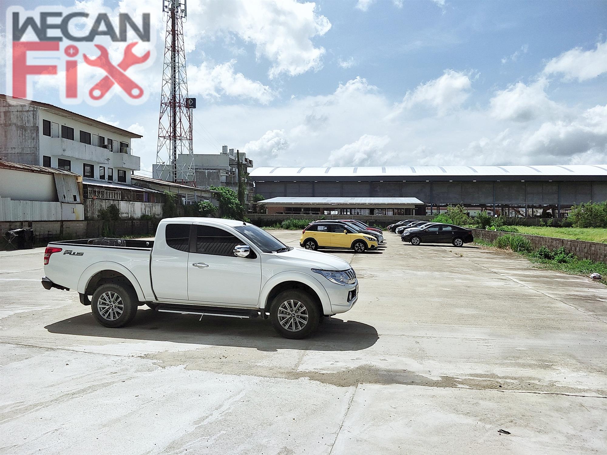 ที่จอดรถรอส่งคืนลูกค้า