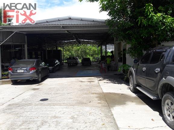 ที่จอดรถรอส่งคืนลูกค้า