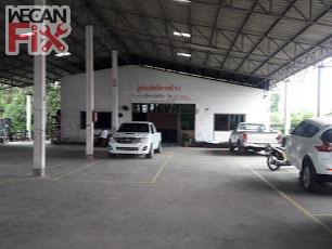 ที่จอดรถรอส่งคืนลูกค้า