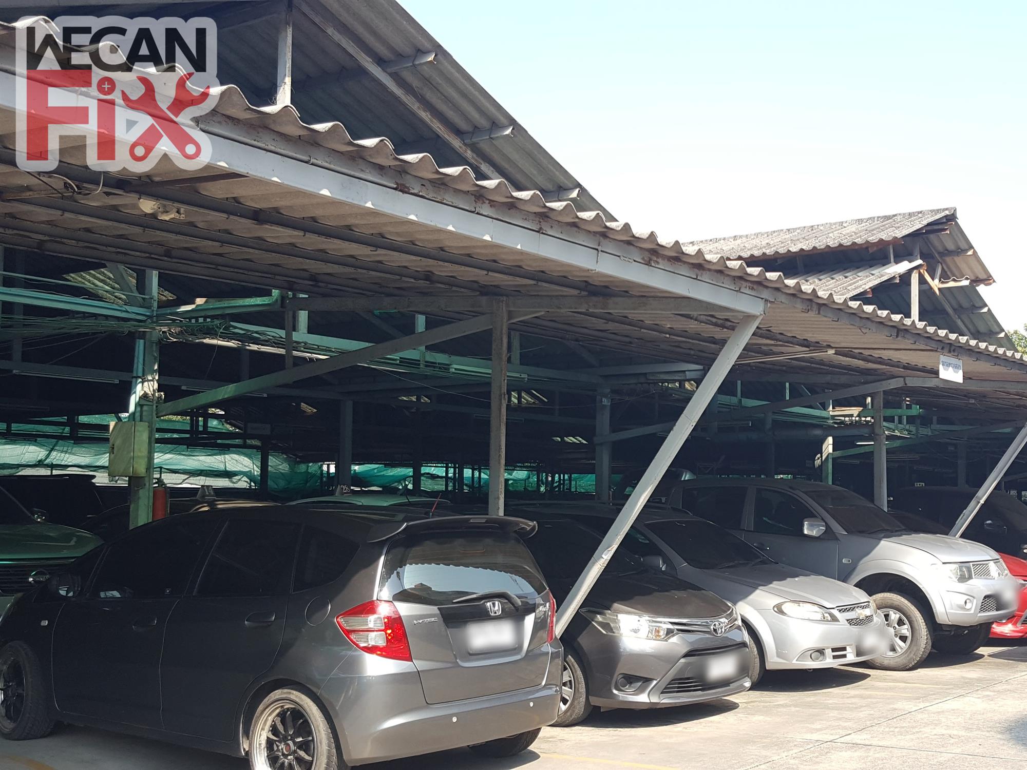 ที่จอดรถรอส่งคืนลูกค้า