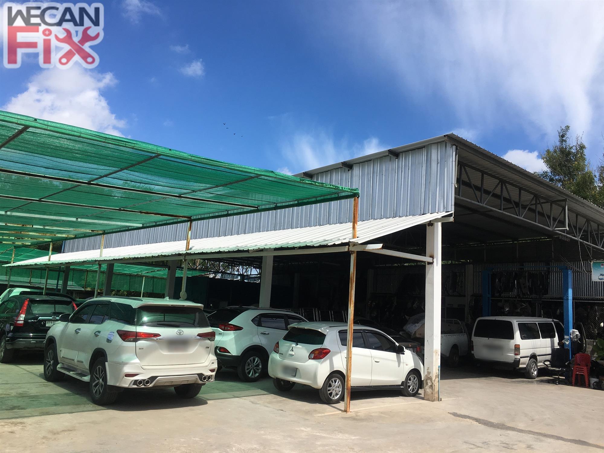 ที่จอดรถรอส่งคืนลูกค้า