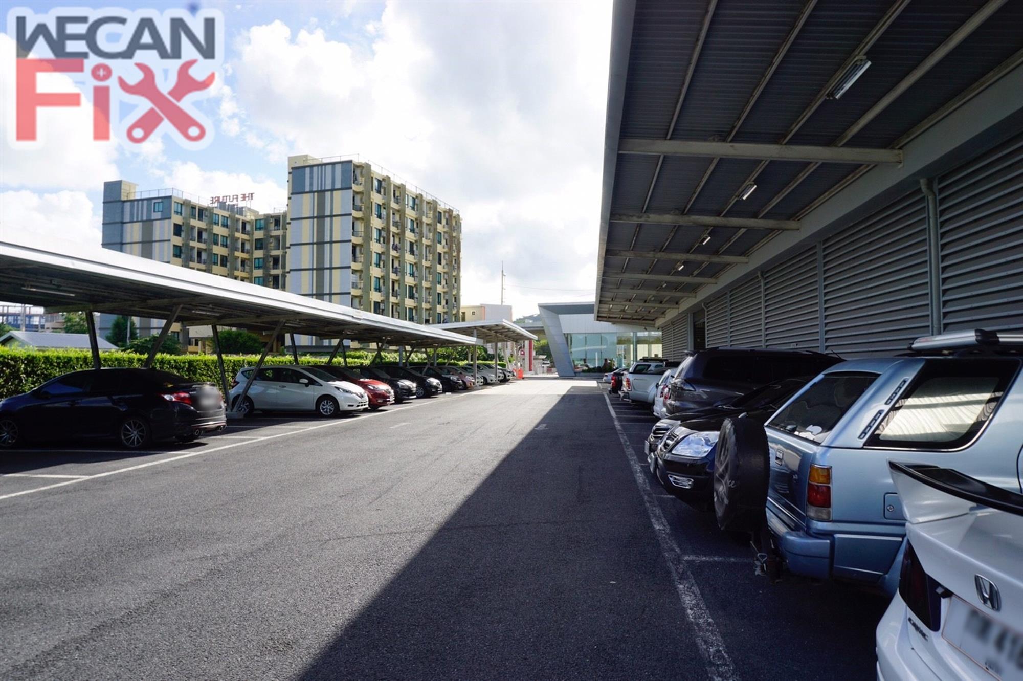 ที่จอดรถรอส่งคืนลูกค้า