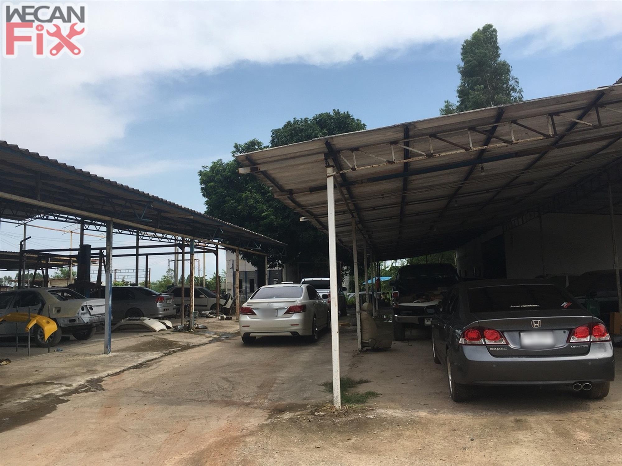 ที่จอดรถรอส่งคืนลูกค้า