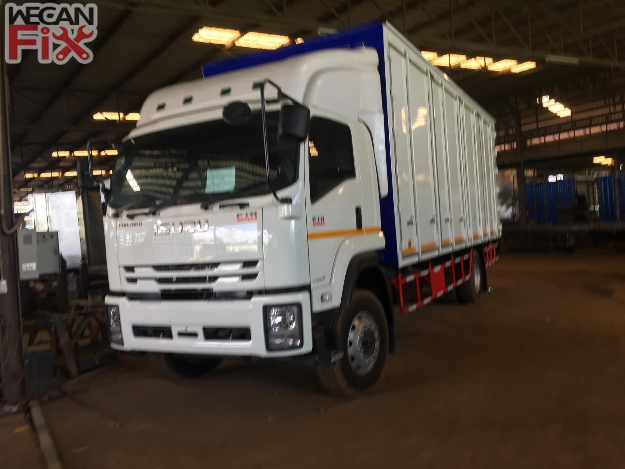 ที่จอดรถรอส่งคืนลูกค้า