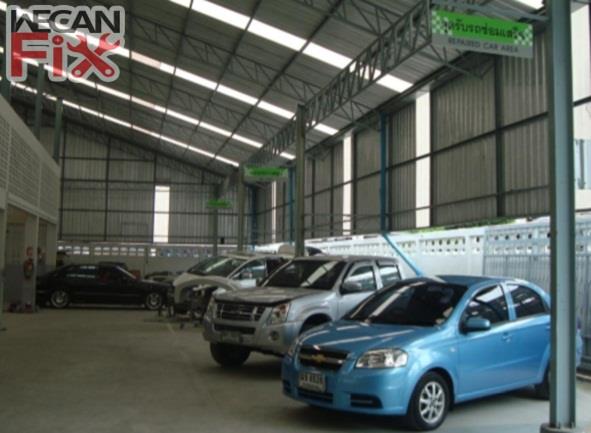 ที่จอดรถรอส่งคืนลูกค้า