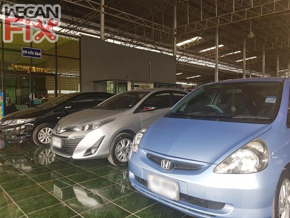 ที่จอดรถรอส่งคืนลูกค้า