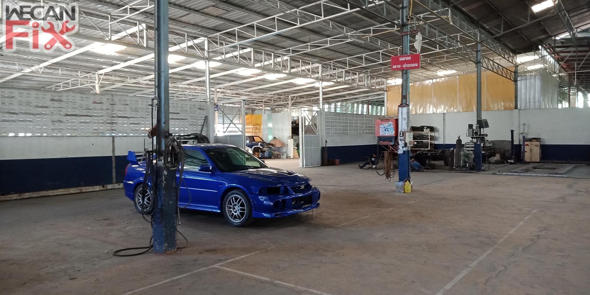 ที่จอดรถรอส่งคืนลูกค้า