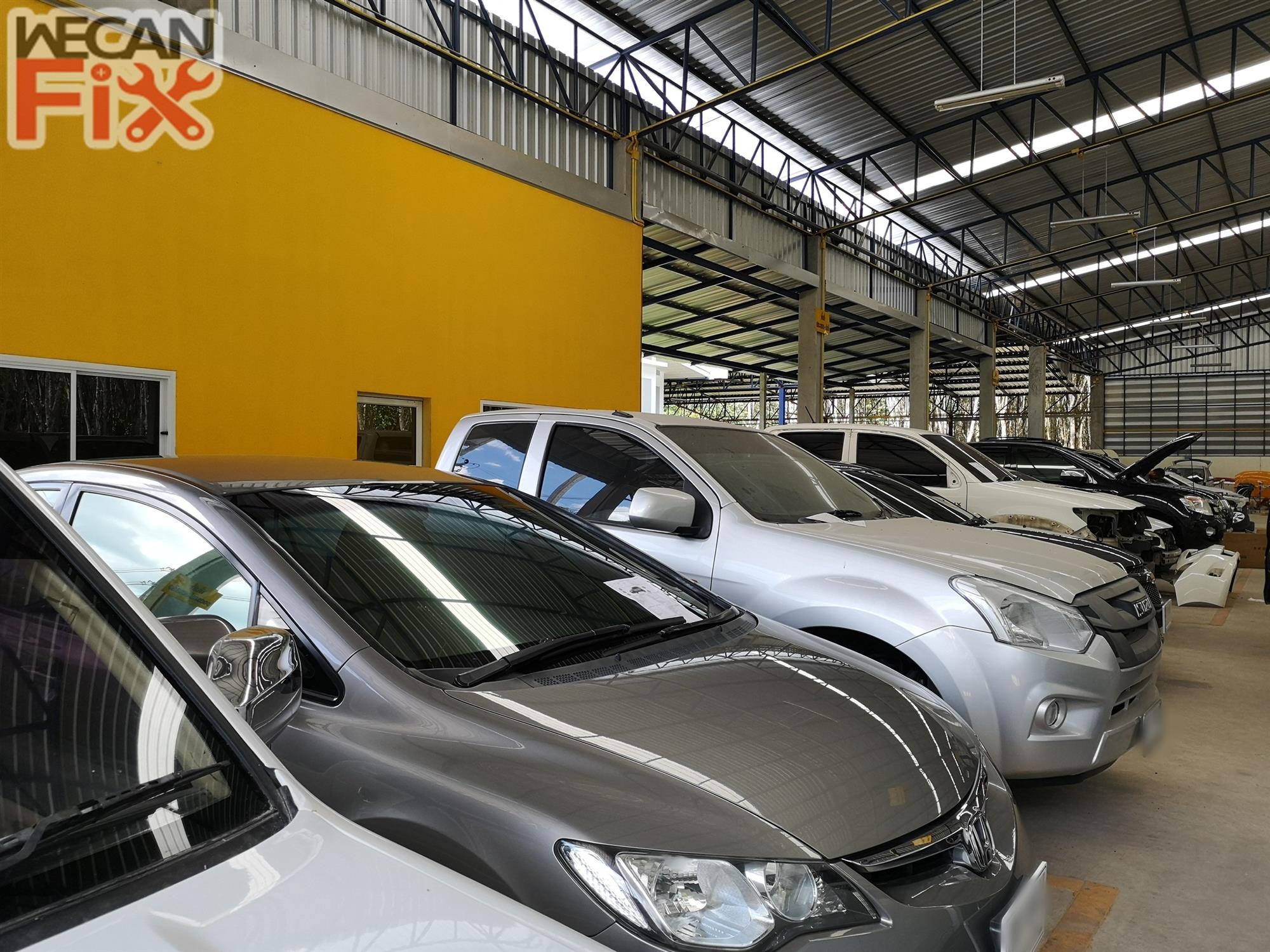 ที่จอดรถรอส่งคืนลูกค้า