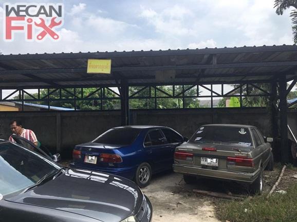 ที่จอดรถรอส่งคืนลูกค้า