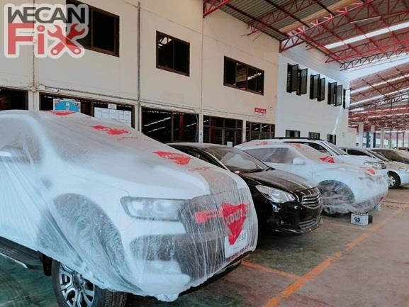 ที่จอดรถรอส่งคืนลูกค้า