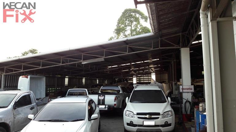 ที่จอดรถรอส่งคืนลูกค้า