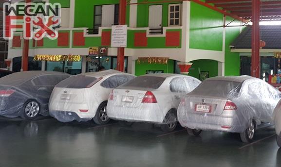 ที่จอดรถรอส่งคืนลูกค้า