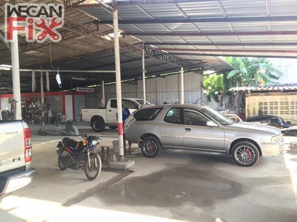 ที่จอดรถรอส่งคืนลูกค้า