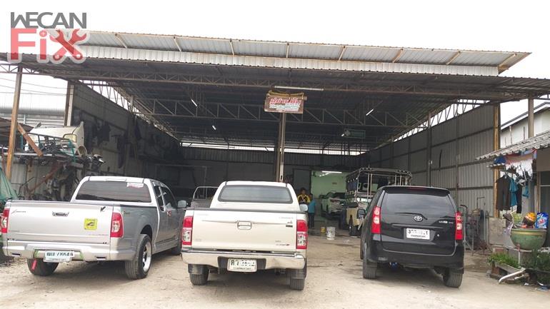 ที่จอดรถรอส่งคืนลูกค้า