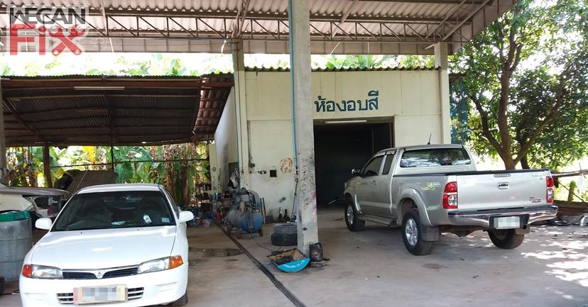 ที่จอดรถรอส่งคืนลูกค้า