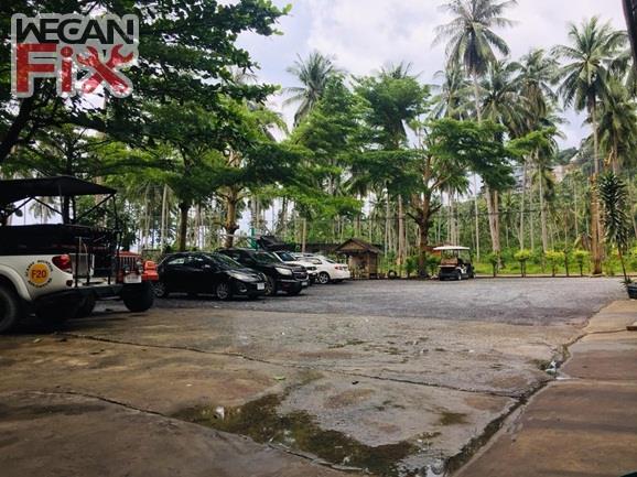 ที่จอดรถรอส่งคืนลูกค้า