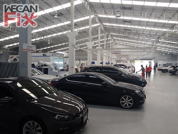 ที่จอดรถรอส่งคืนลูกค้า