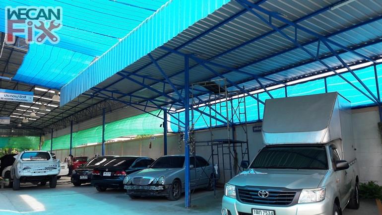 ที่จอดรถรอส่งคืนลูกค้า