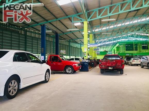 ที่จอดรถรอส่งคืนลูกค้า