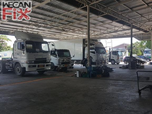 ที่จอดรถรอส่งคืนลูกค้า