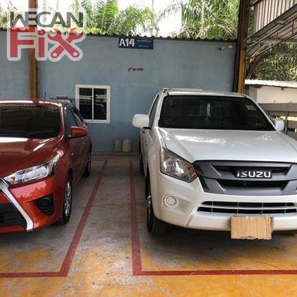 ที่จอดรถรอส่งคืนลูกค้า