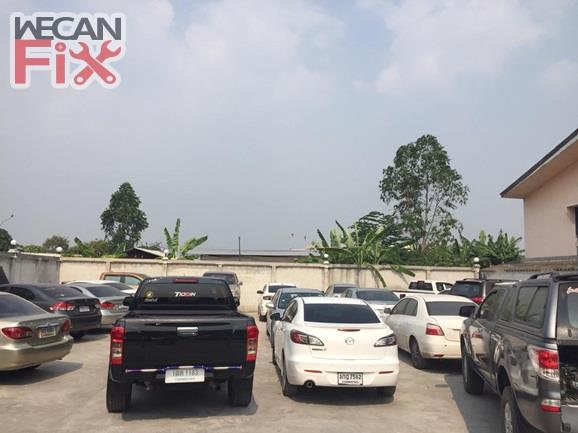 ที่จอดรถรอส่งคืนลูกค้า