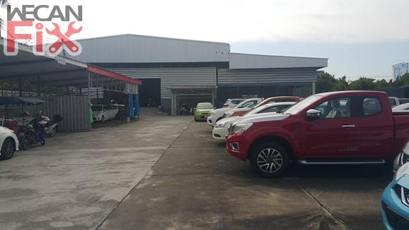 ที่จอดรถรอส่งคืนลูกค้า