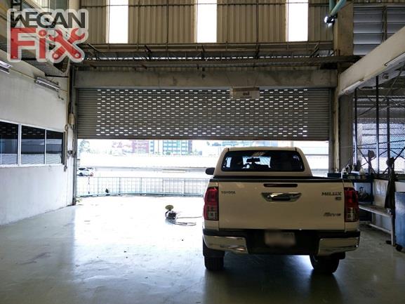 ที่จอดรถรอส่งคืนลูกค้า