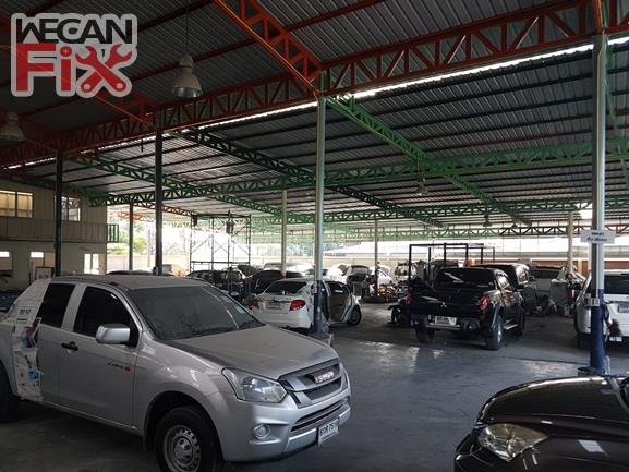 ที่จอดรถรอส่งคืนลูกค้า