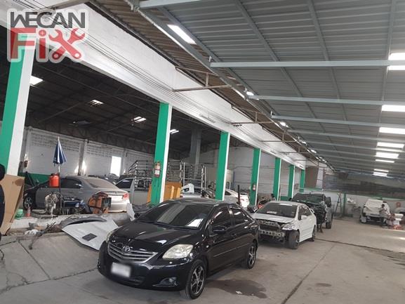 ที่จอดรถรอส่งคืนลูกค้า