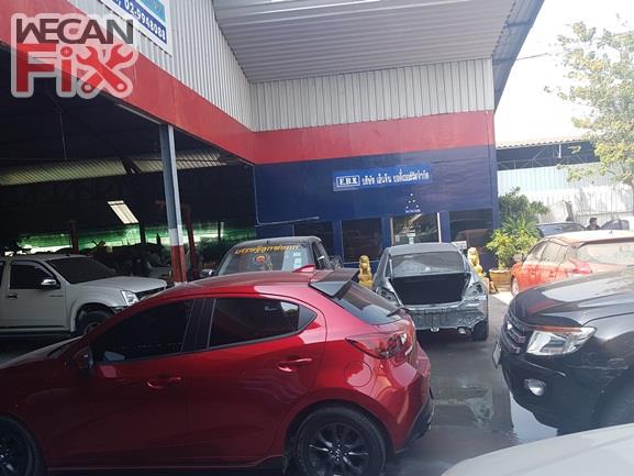 ที่จอดรถรอส่งคืนลูกค้า