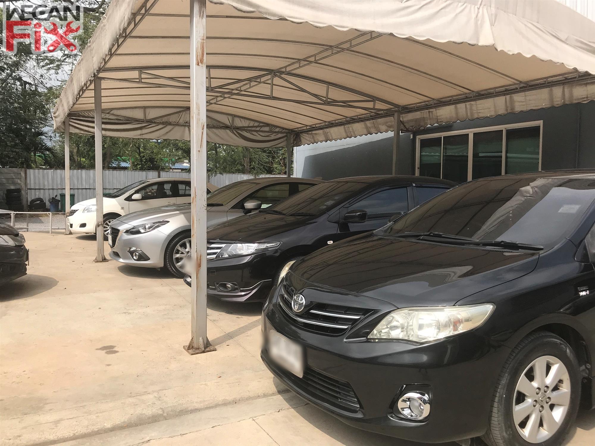 ที่จอดรถรอส่งคืนลูกค้า