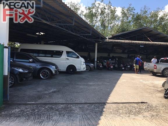 ที่จอดรถรอส่งคืนลูกค้า