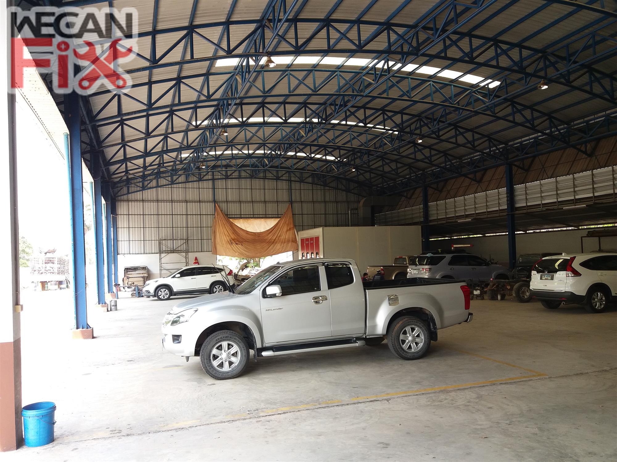 ที่จอดรถรอส่งคืนลูกค้า