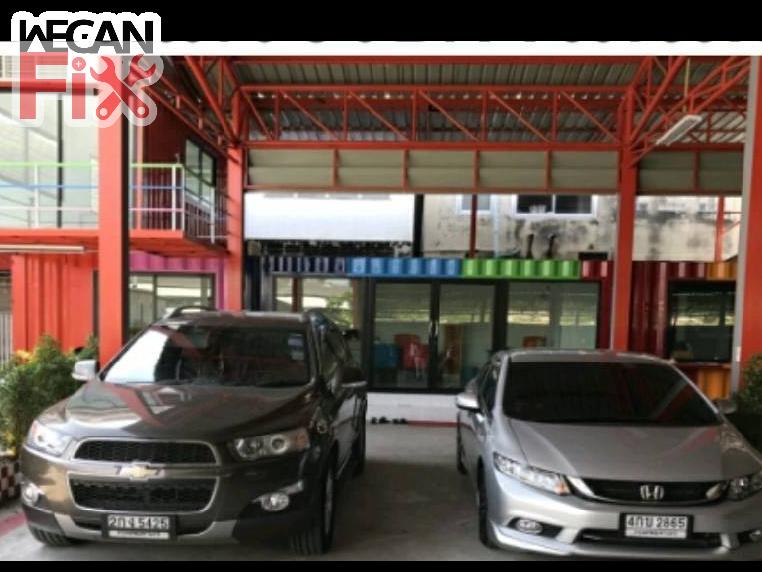 ที่จอดรถรอส่งคืนลูกค้า