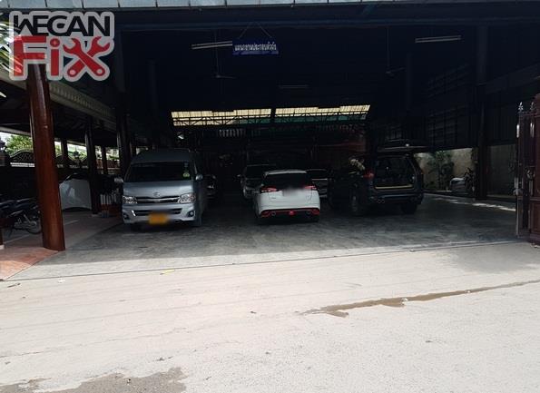 ที่จอดรถรอส่งคืนลูกค้า