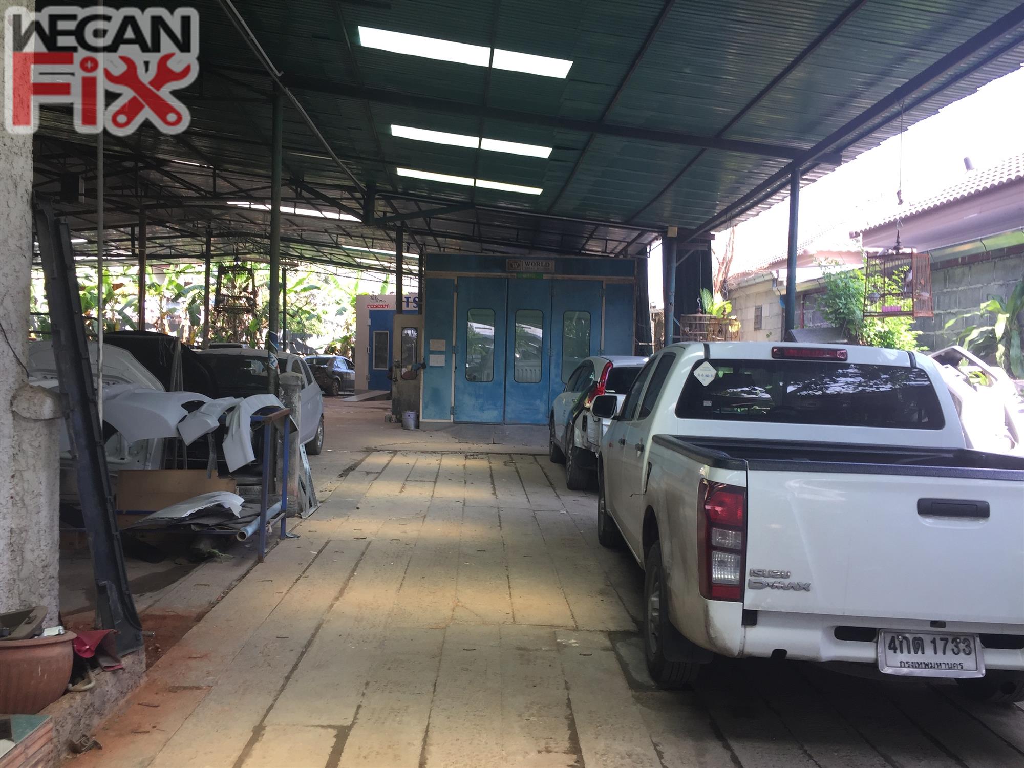 ที่จอดรถรอส่งคืนลูกค้า