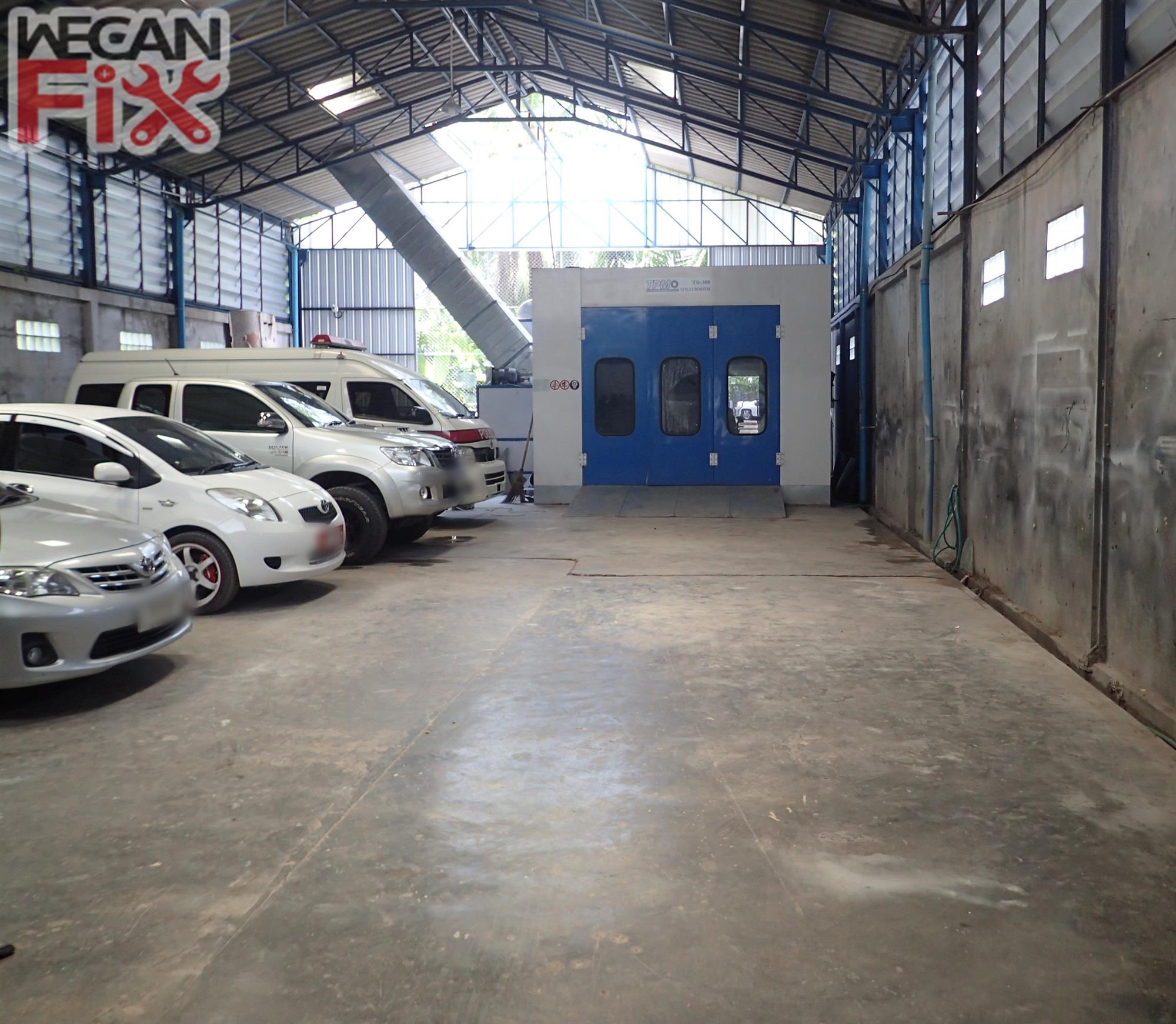 ที่จอดรถรอส่งคืนลูกค้า