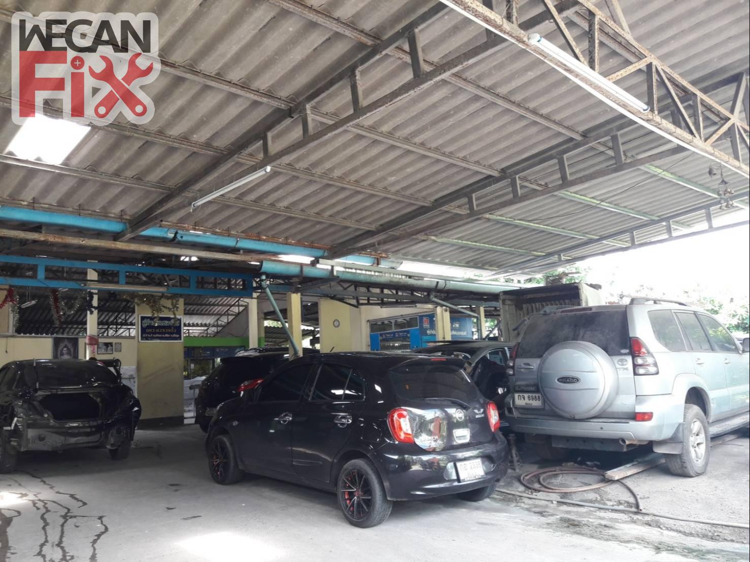 ที่จอดรถรอส่งคืนลูกค้า