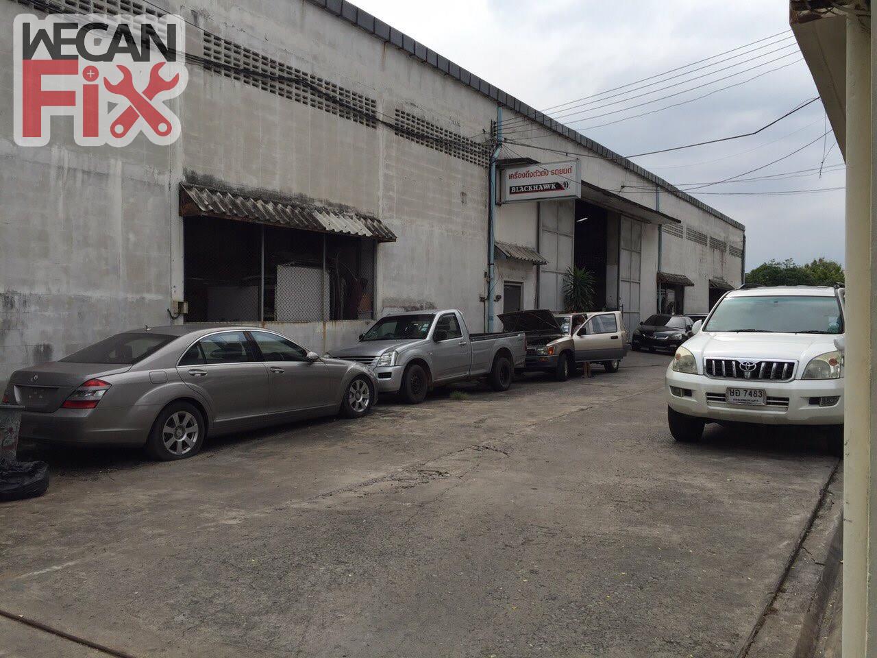 ที่จอดรถรอส่งคืนลูกค้า