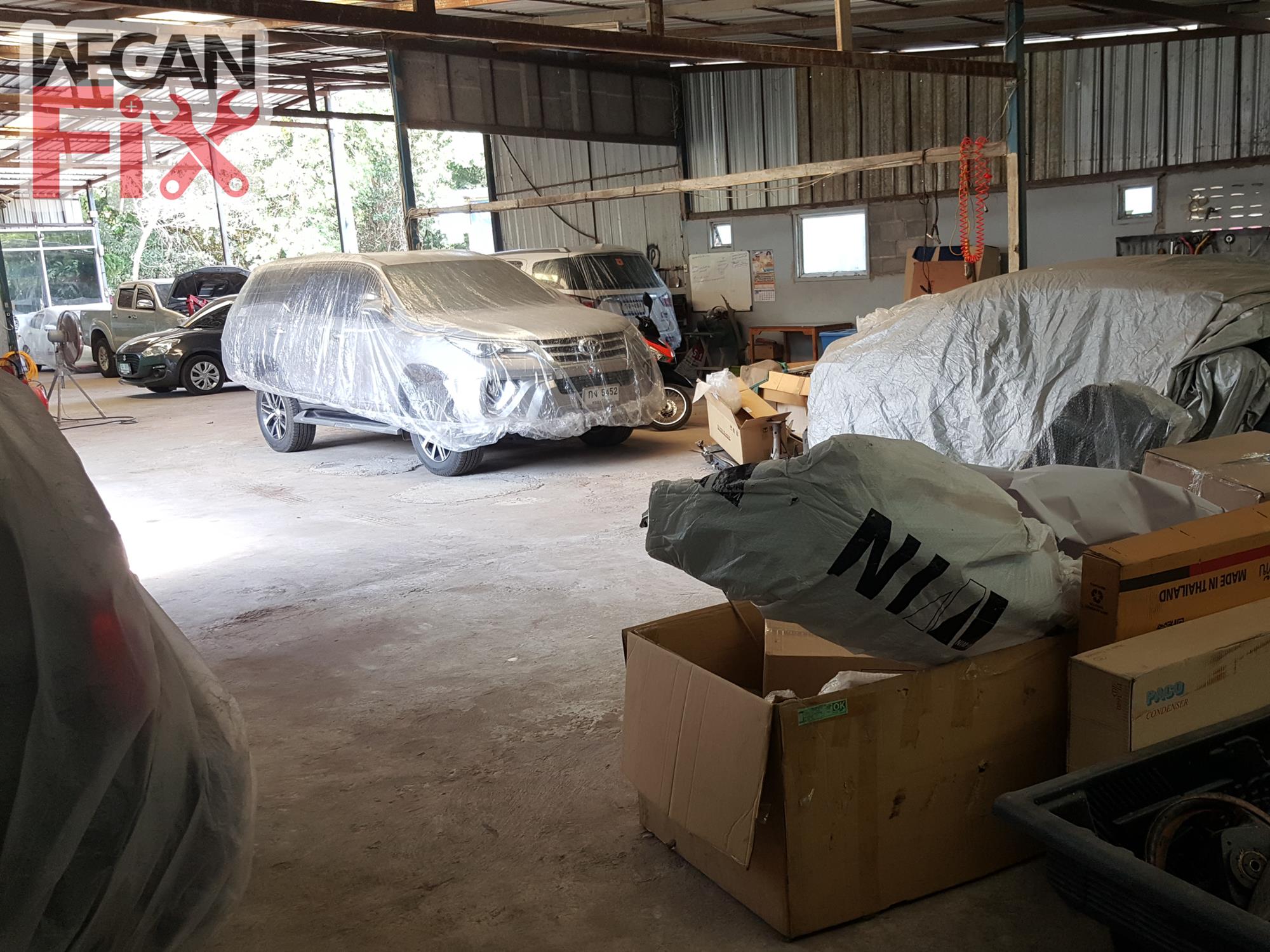 ที่จอดรถรอส่งคืนลูกค้า