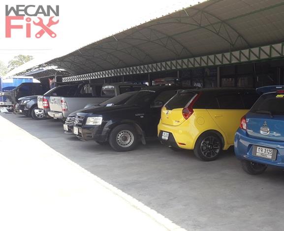 ที่จอดรถรอส่งคืนลูกค้า