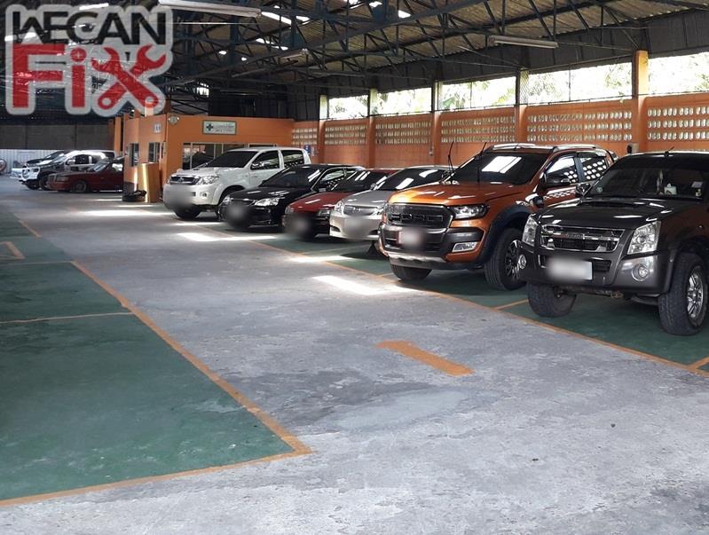 ที่จอดรถรอส่งคืนลูกค้า