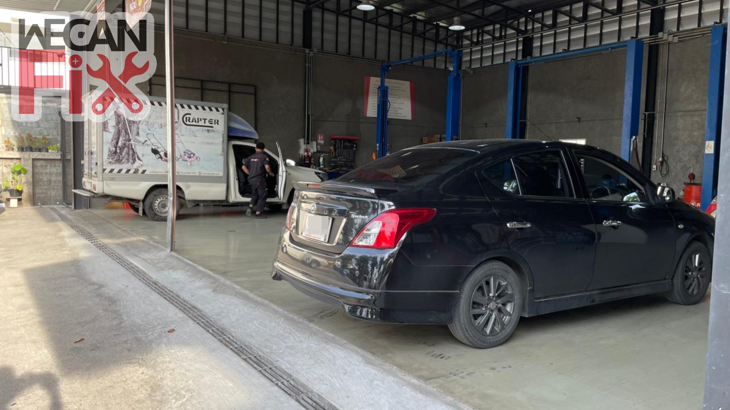 ที่จอดรถรอส่งคืนลูกค้า