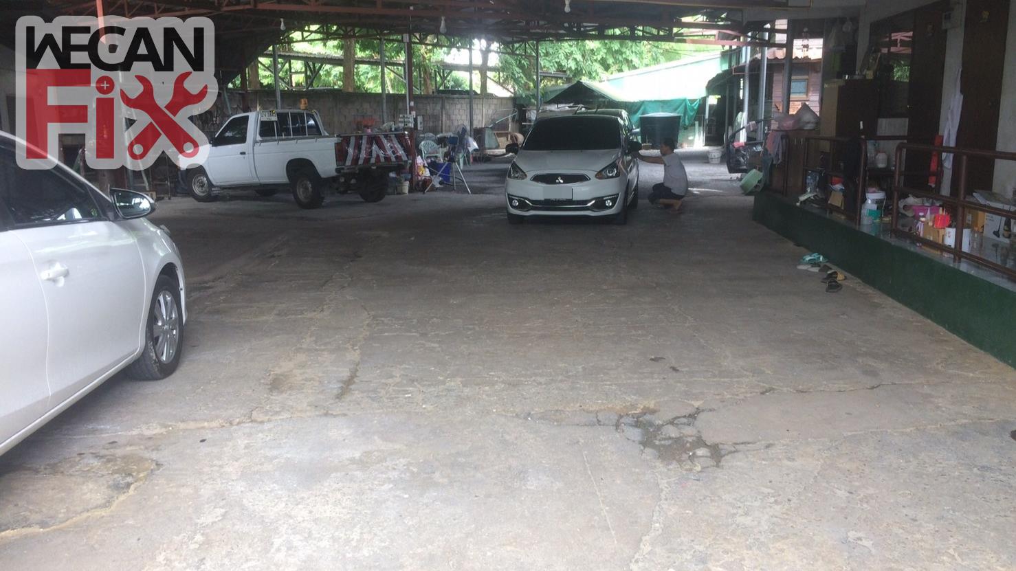 ที่จอดรถรอส่งคืนลูกค้า