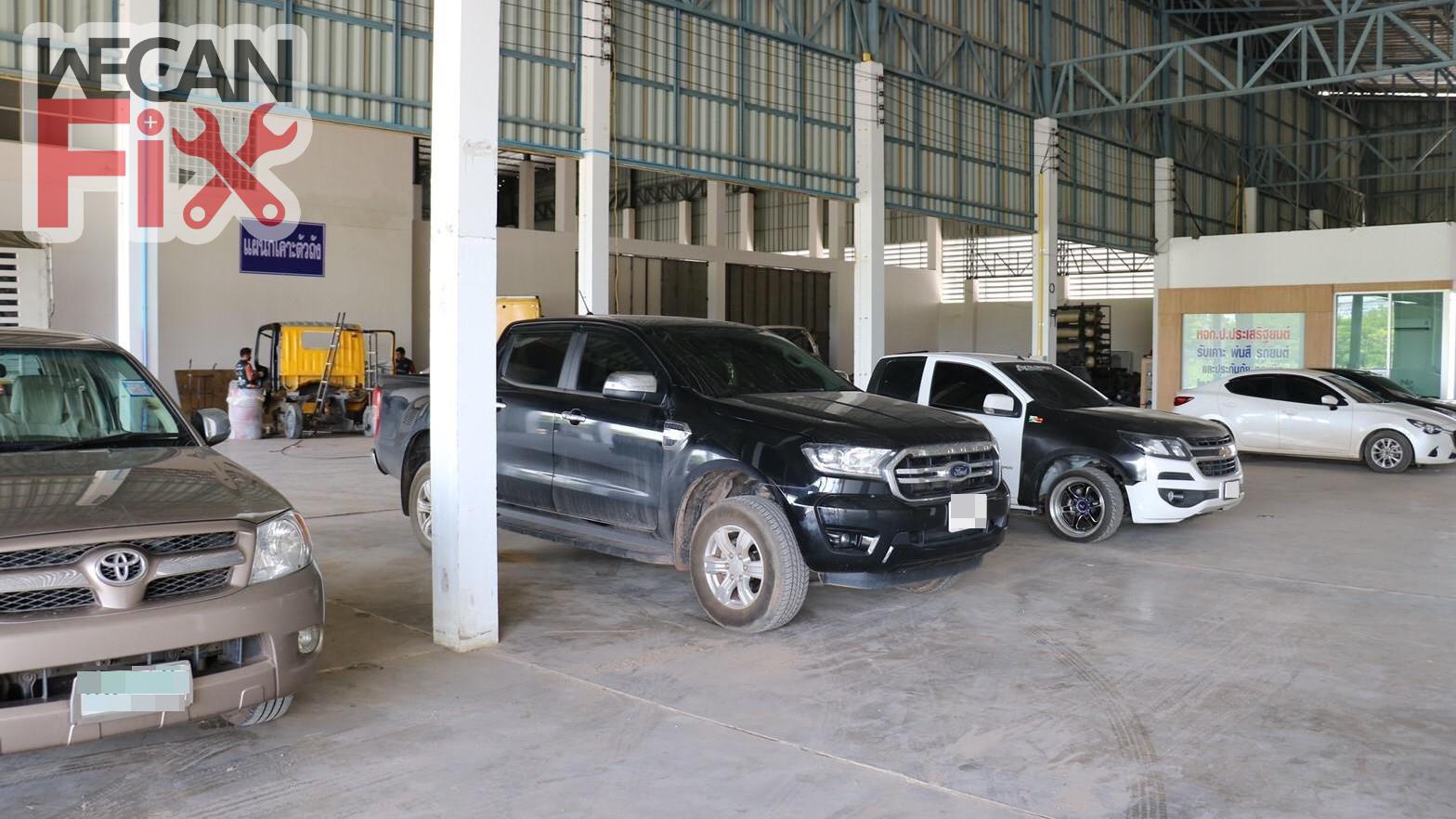 ที่จอดรถรอส่งคืนลูกค้า