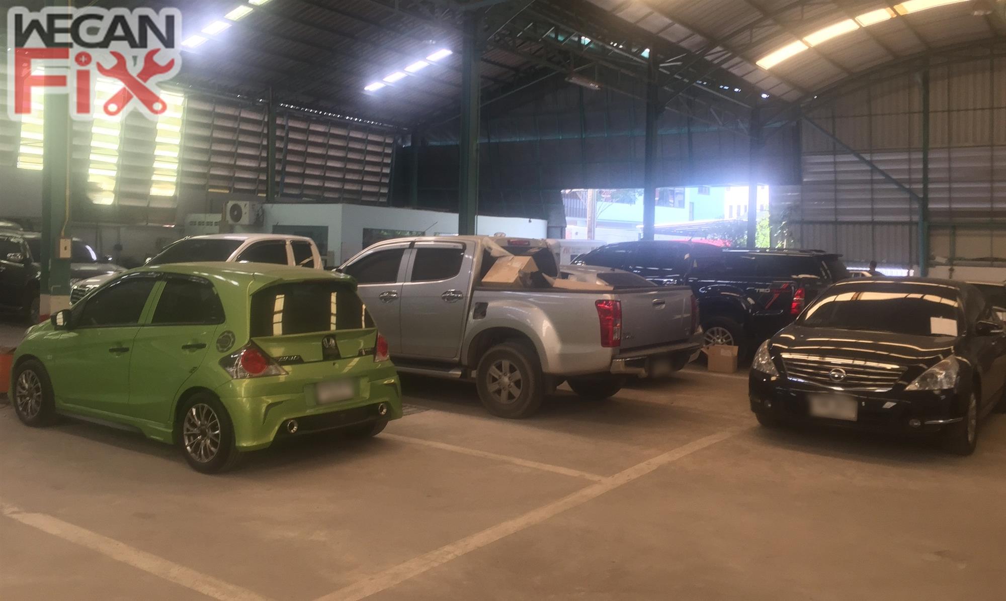 ที่จอดรถรอส่งคืนลูกค้า