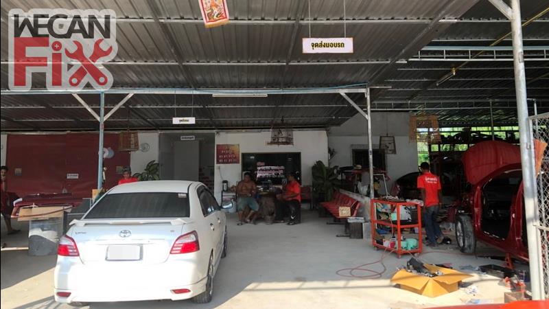 ที่จอดรถรอส่งคืนลูกค้า