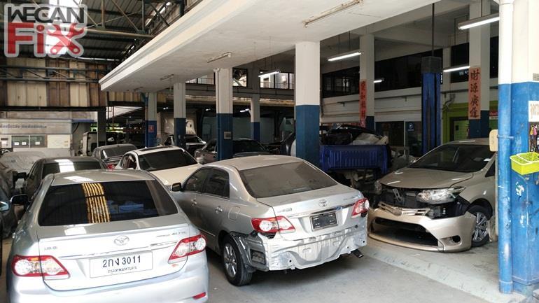 ที่จอดรถรอส่งคืนลูกค้า